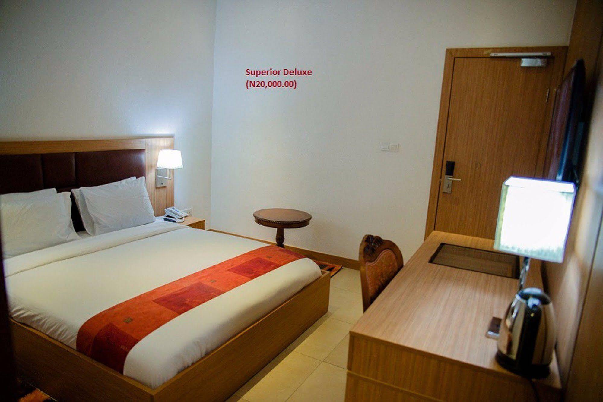 Cubana Suites Mobushipe Kültér fotó